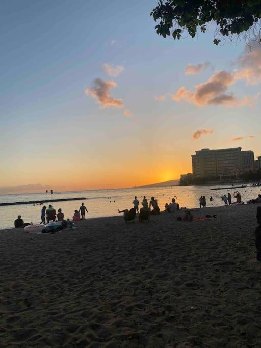 Seashore Waikiki Studio 1 Block From A Beach No Resort Fees Χονολουλού Εξωτερικό φωτογραφία
