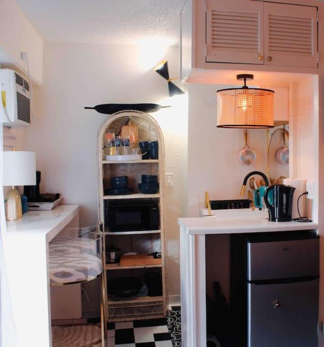 Seashore Waikiki Studio 1 Block From A Beach No Resort Fees Χονολουλού Εξωτερικό φωτογραφία