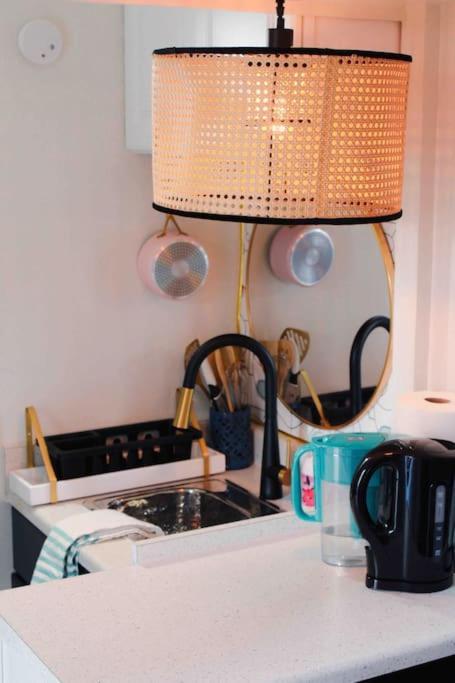 Seashore Waikiki Studio 1 Block From A Beach No Resort Fees Χονολουλού Εξωτερικό φωτογραφία